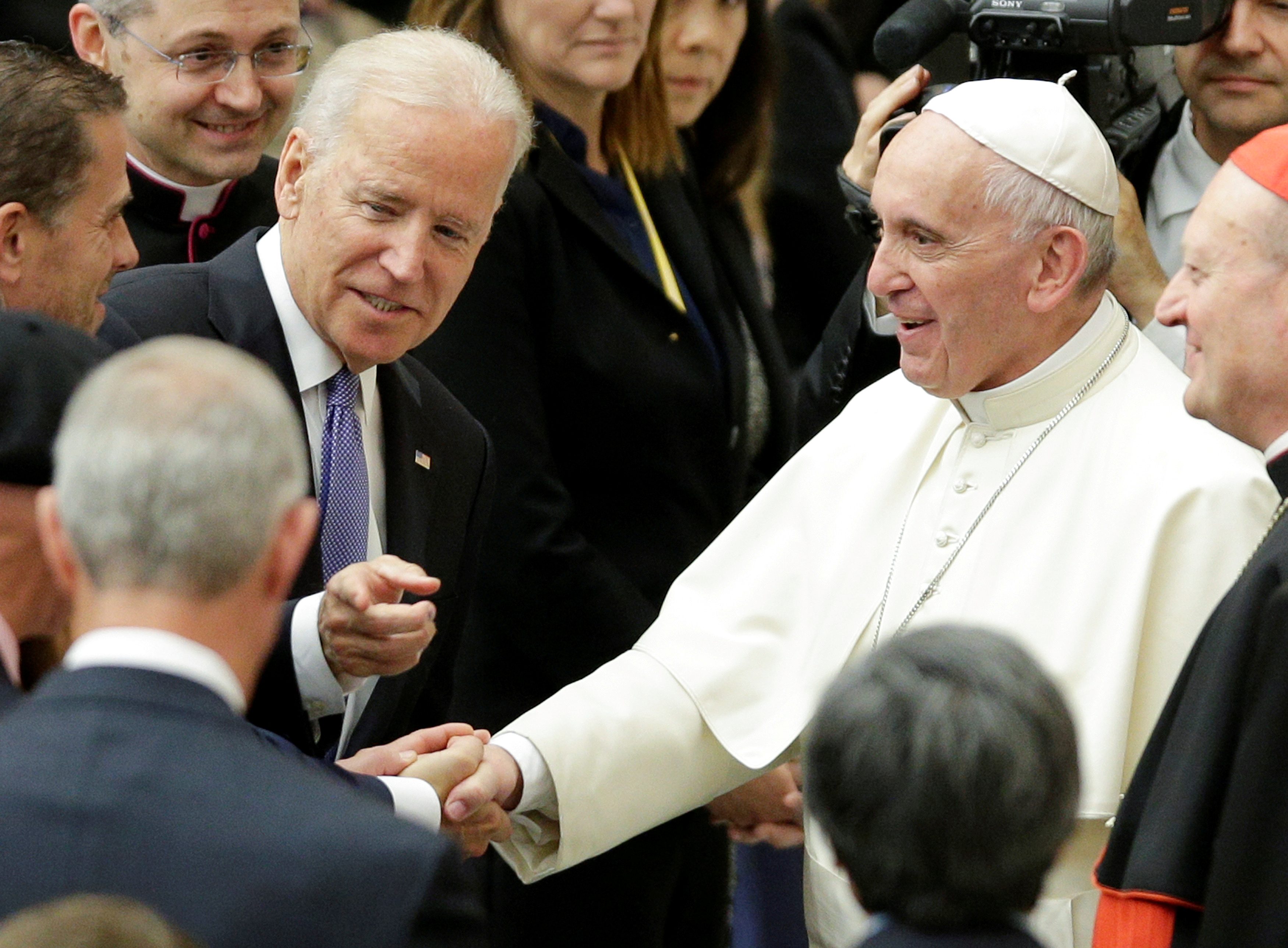 Pope Francis urges US reconciliation as bishops call out Biden on abortion