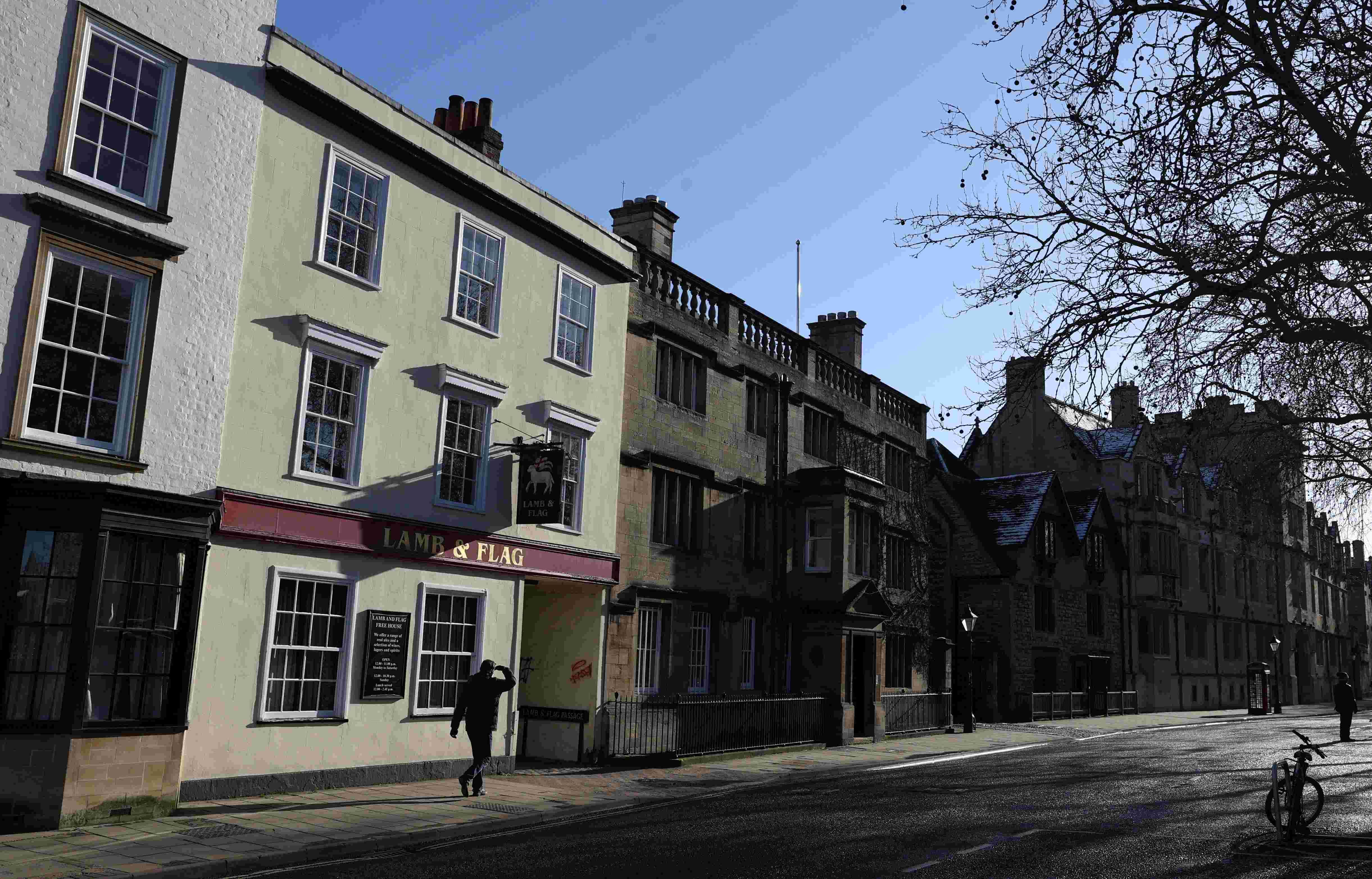 This 450-year-old Oxford pub shuts down due to COVID-19