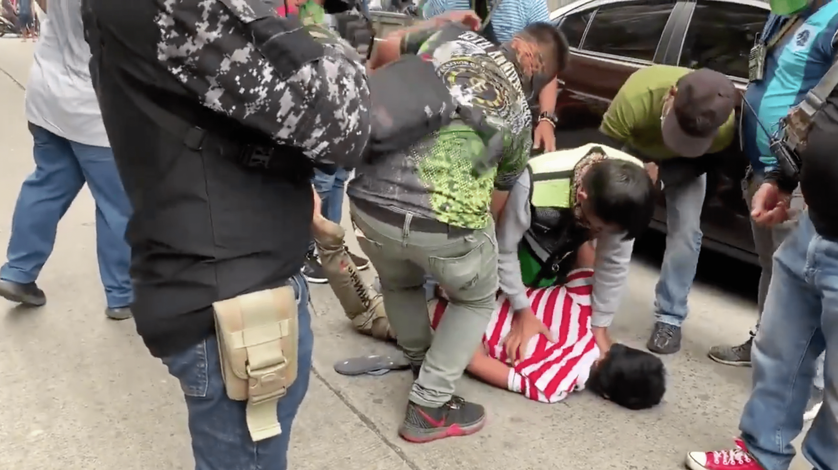 Video of Parañaque officials manhandling vendor sparks outrage online