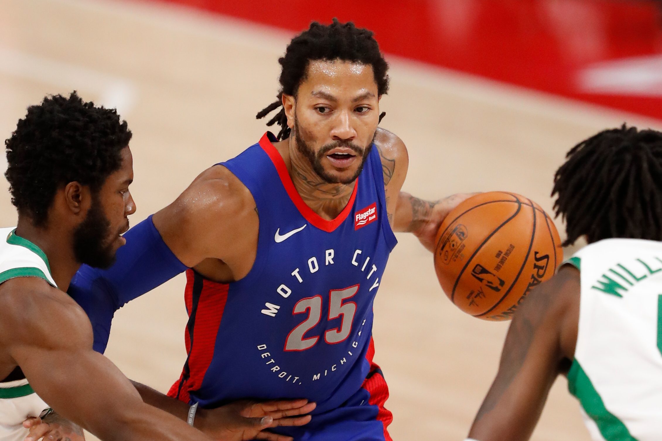 Knicks, Clippers discuss potential trade for Pistons’ Derrick Rose – reports