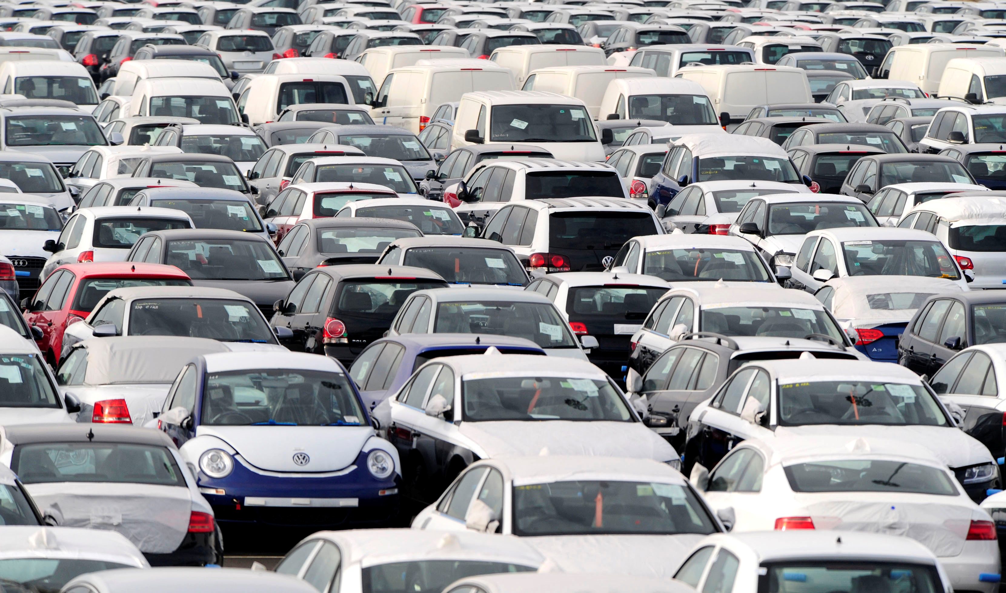 UK lockdown causes biggest drop in new car sales since World War II