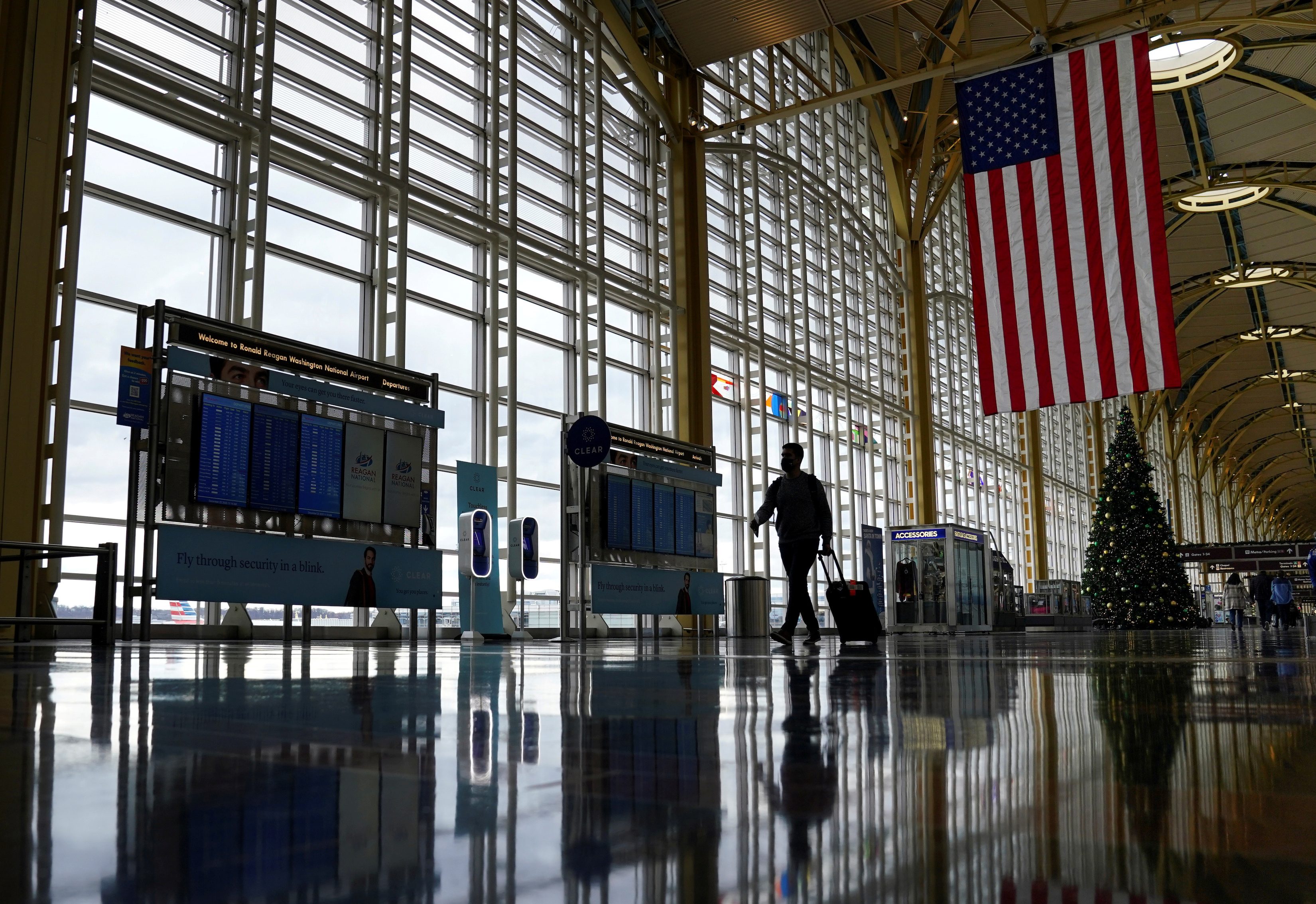 US airlines, airports tighten security in DC-area after unrest