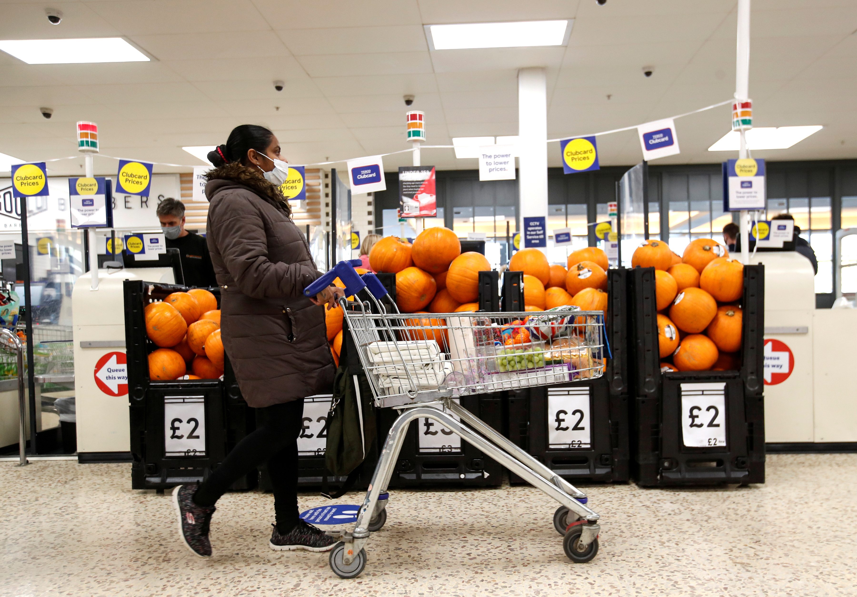 No mask, no shop: UK supermarkets insist on face coverings