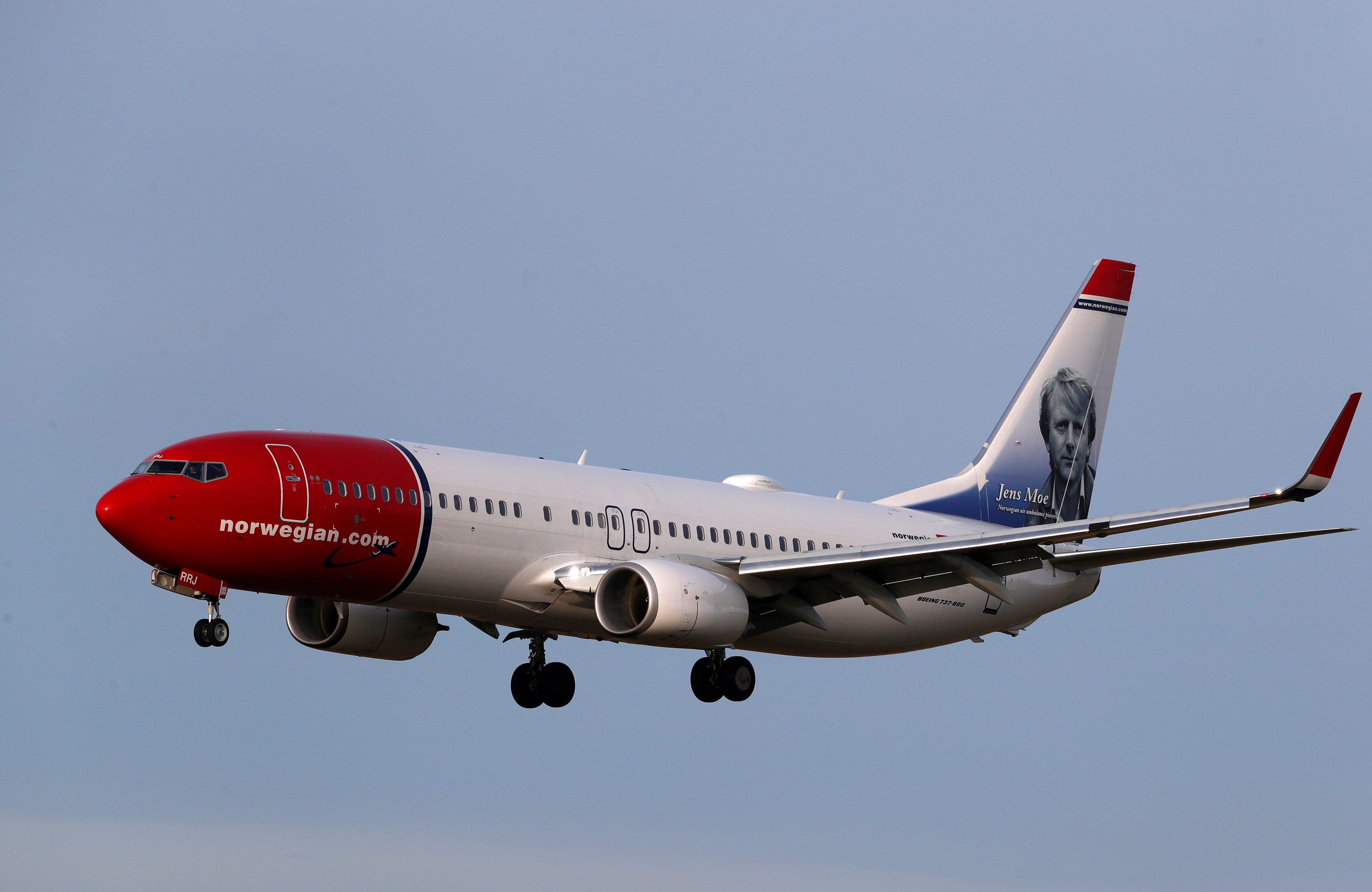 Norwegian Air to end transatlantic flights, seeks state help