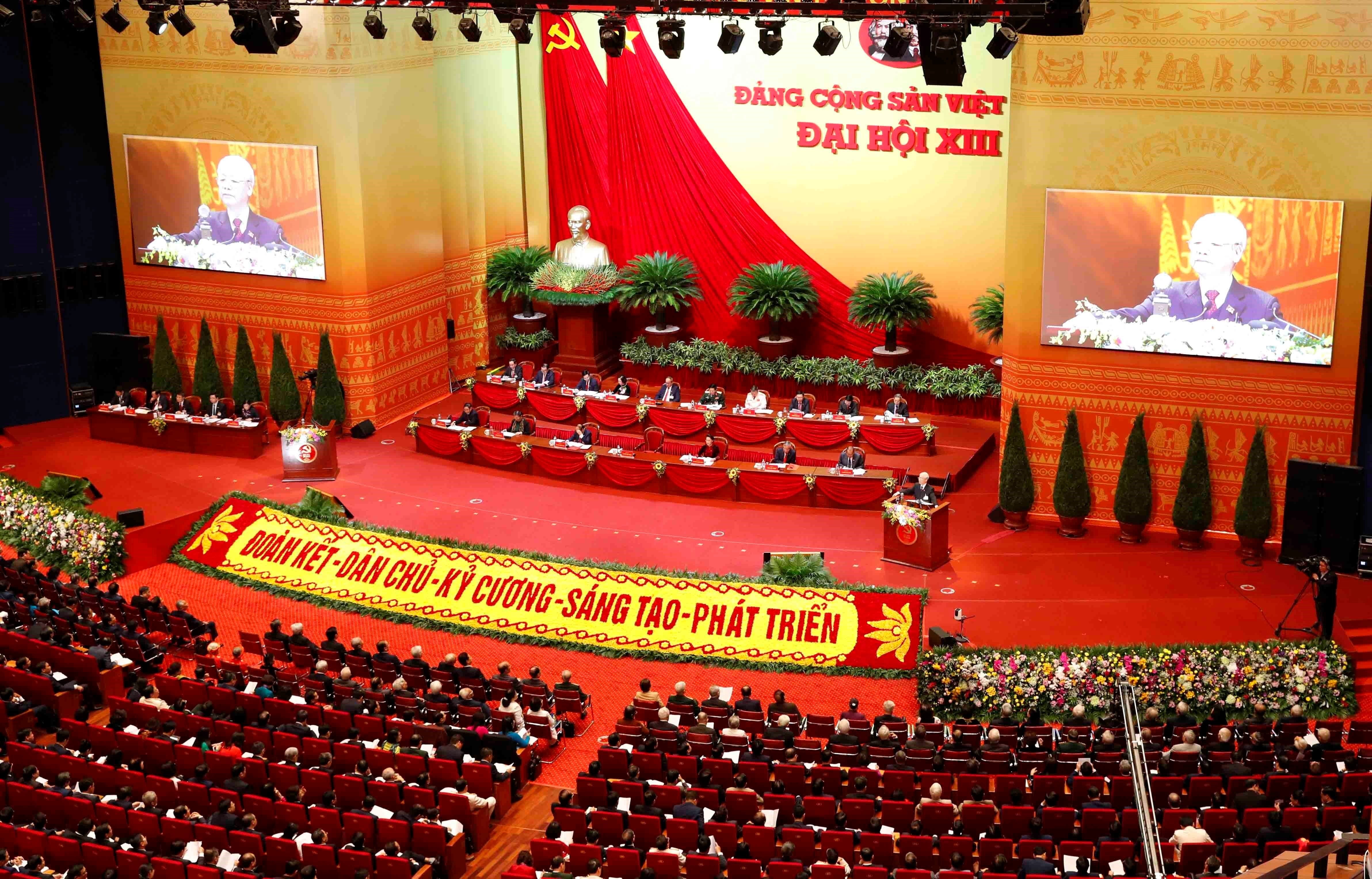 Coronavirus jolt in Vietnam casts pall over Communist Party’s coronation congress