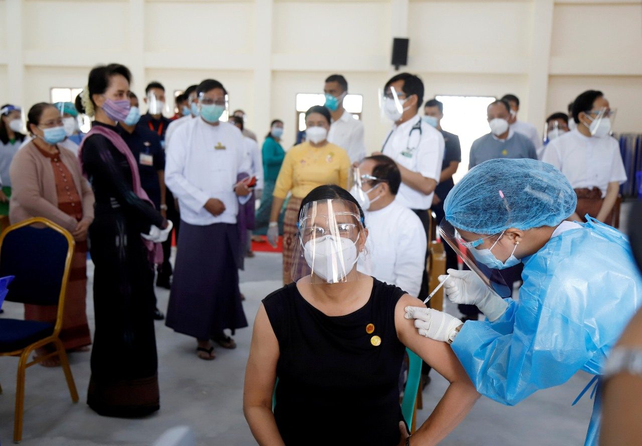 Myanmar prioritizes healthcare workers as it launches vaccination drive