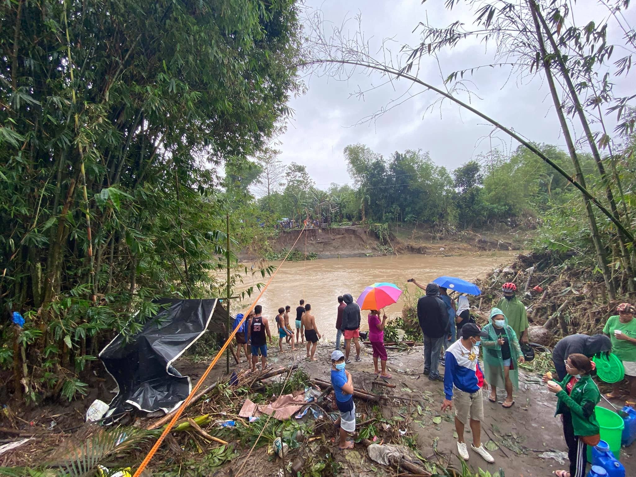 Negros Occidental floods kill 2, displace over 70,000