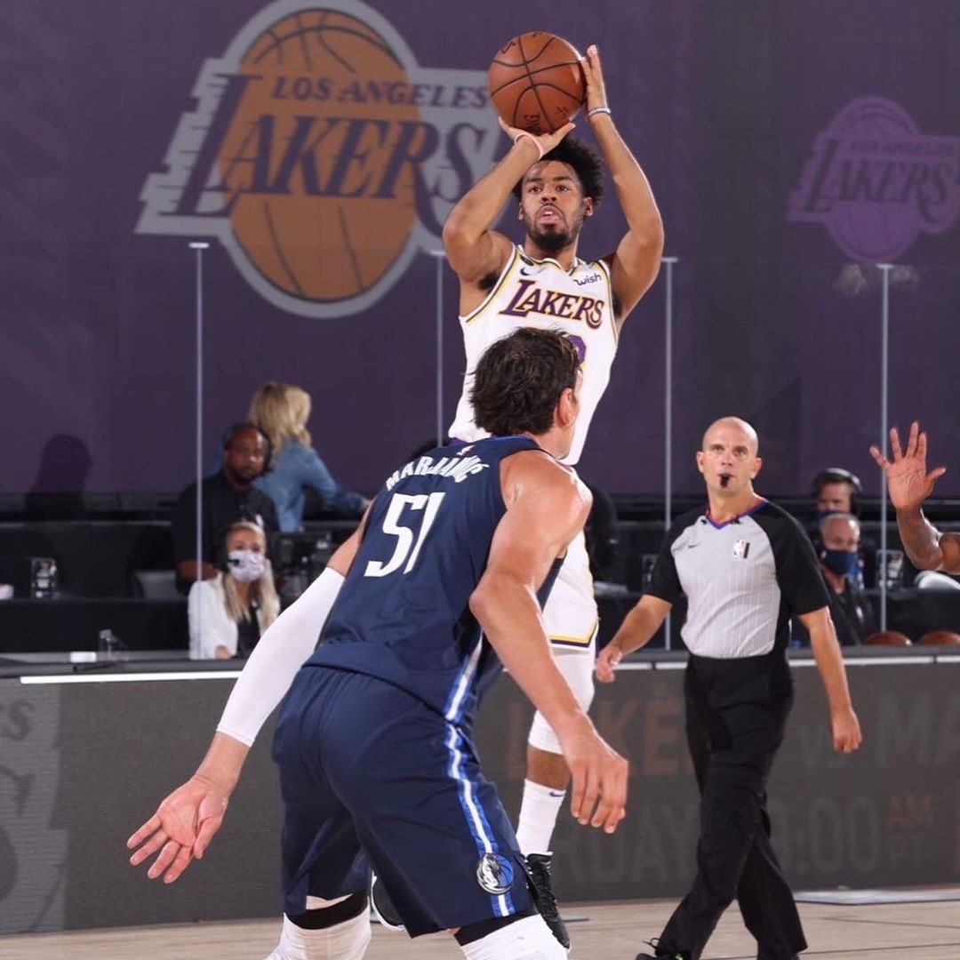 Lakers waive guard Quinn Cook after loss to Wizards