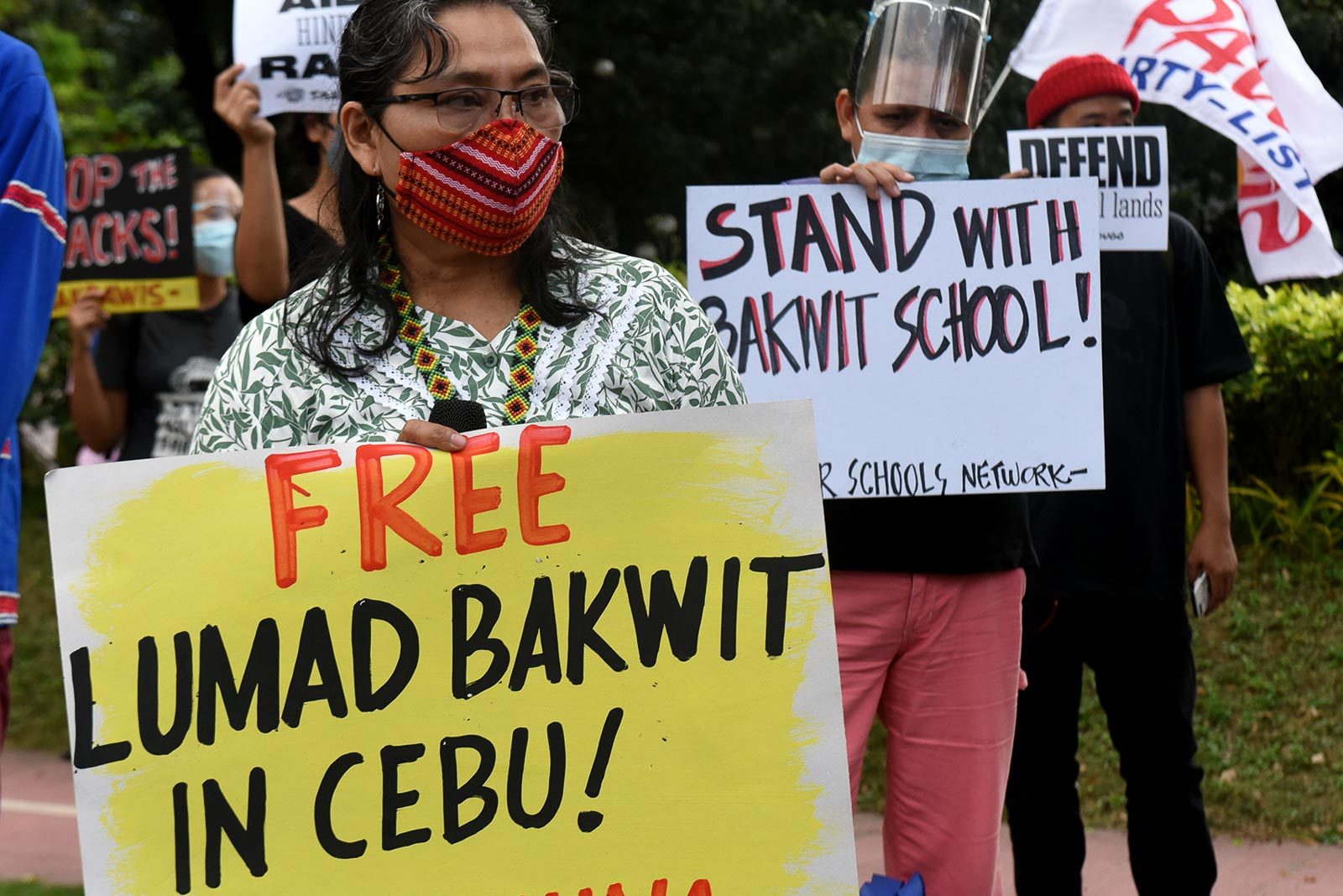 University of San Carlos, priests deny Lumad children held captive in bakwit school