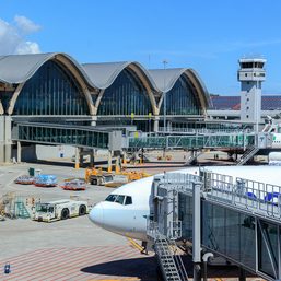 FALSE: Robredo diverted flights at NAIA in April