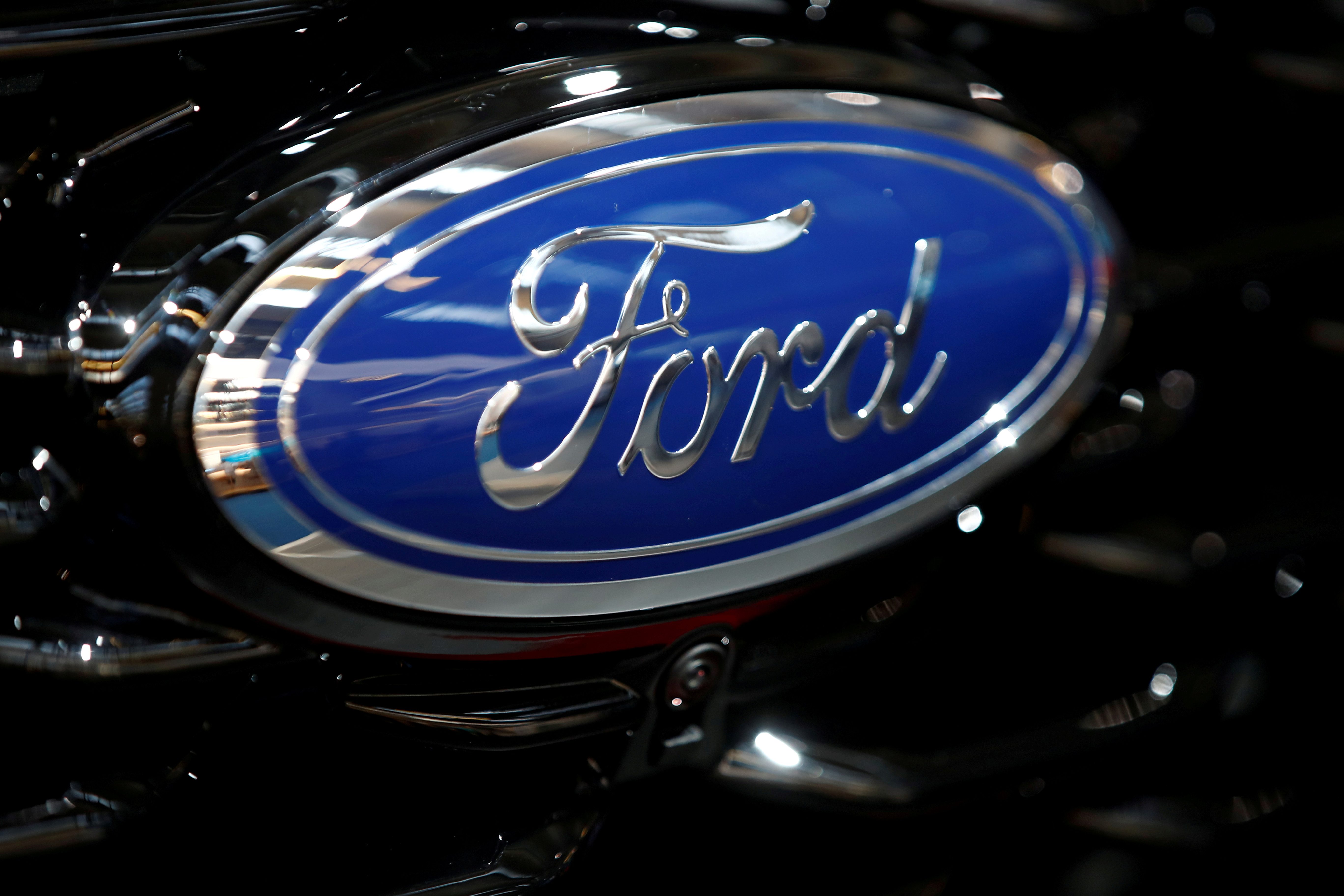 Ford, Google join hands to offer cloud-based data services