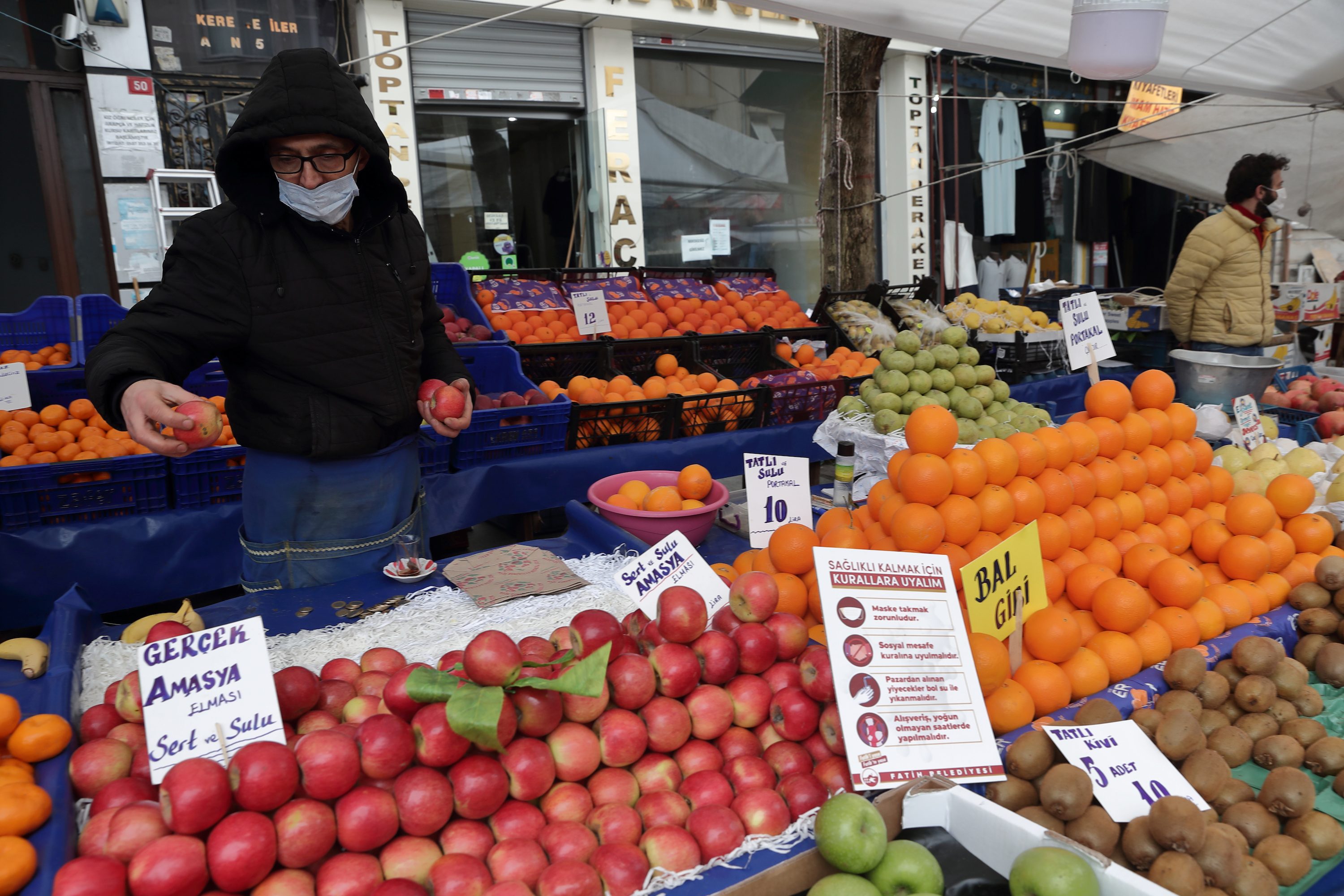 Global food inflation fears grow as UN index hits 6.5-year high