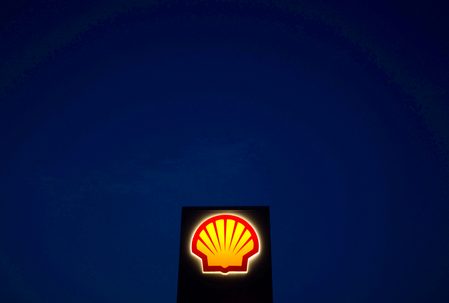 With oil past peak, Shell sharpens 2050 zero emissions goal