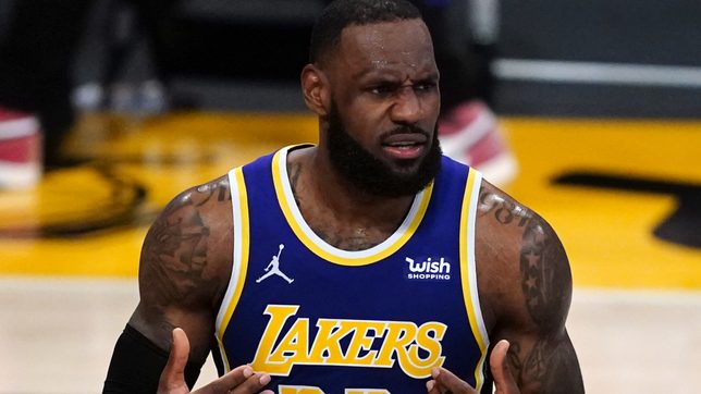 LeBron fires back at critics who say Lakers are too old