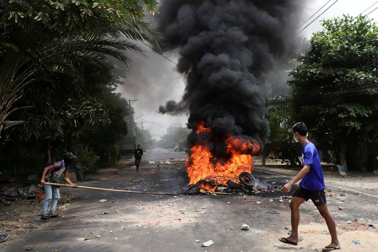 Myanmar protesters urge ‘guerrilla strikes’ as internet blackout widens