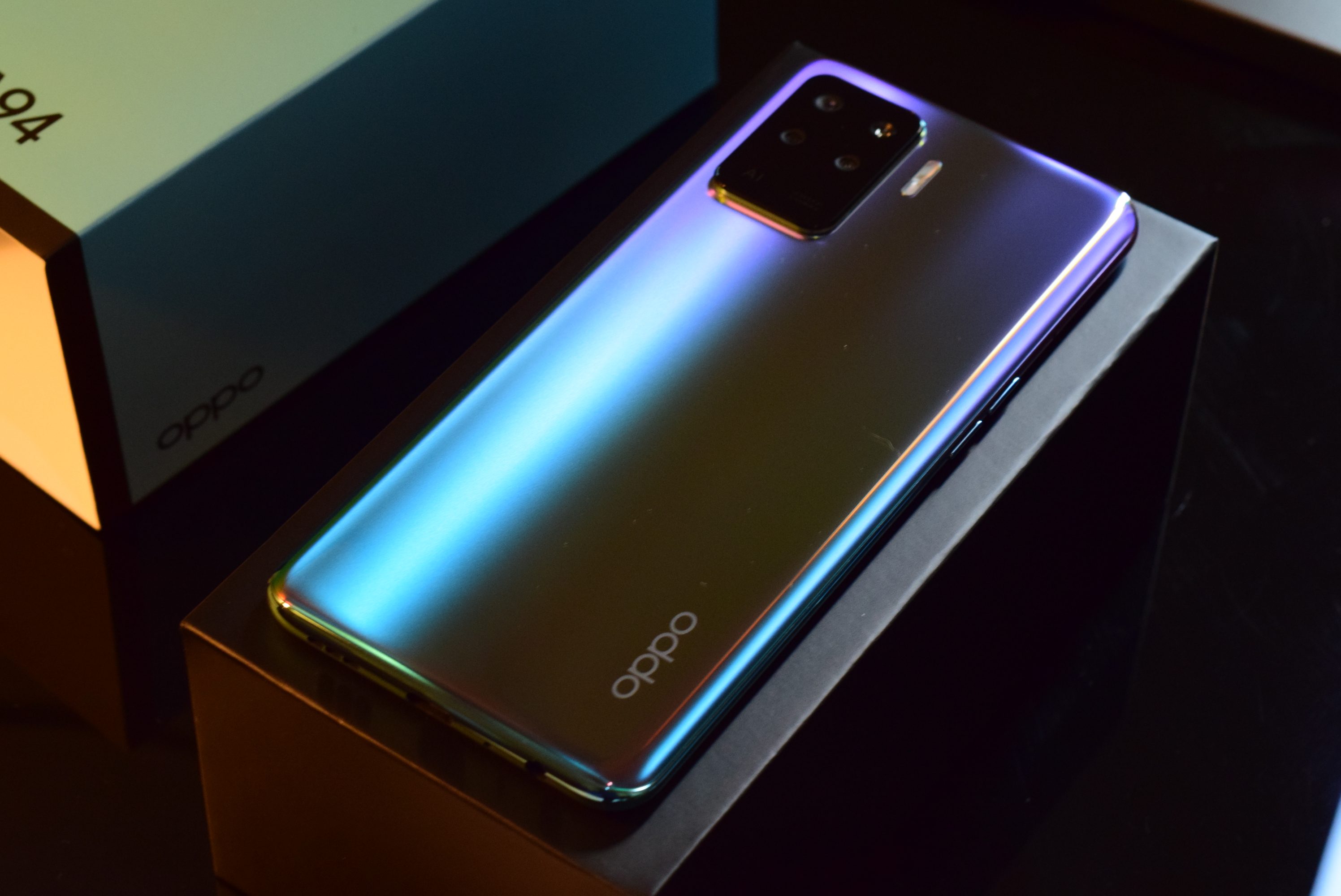 OPPO A94: Impressions, unboxing photos