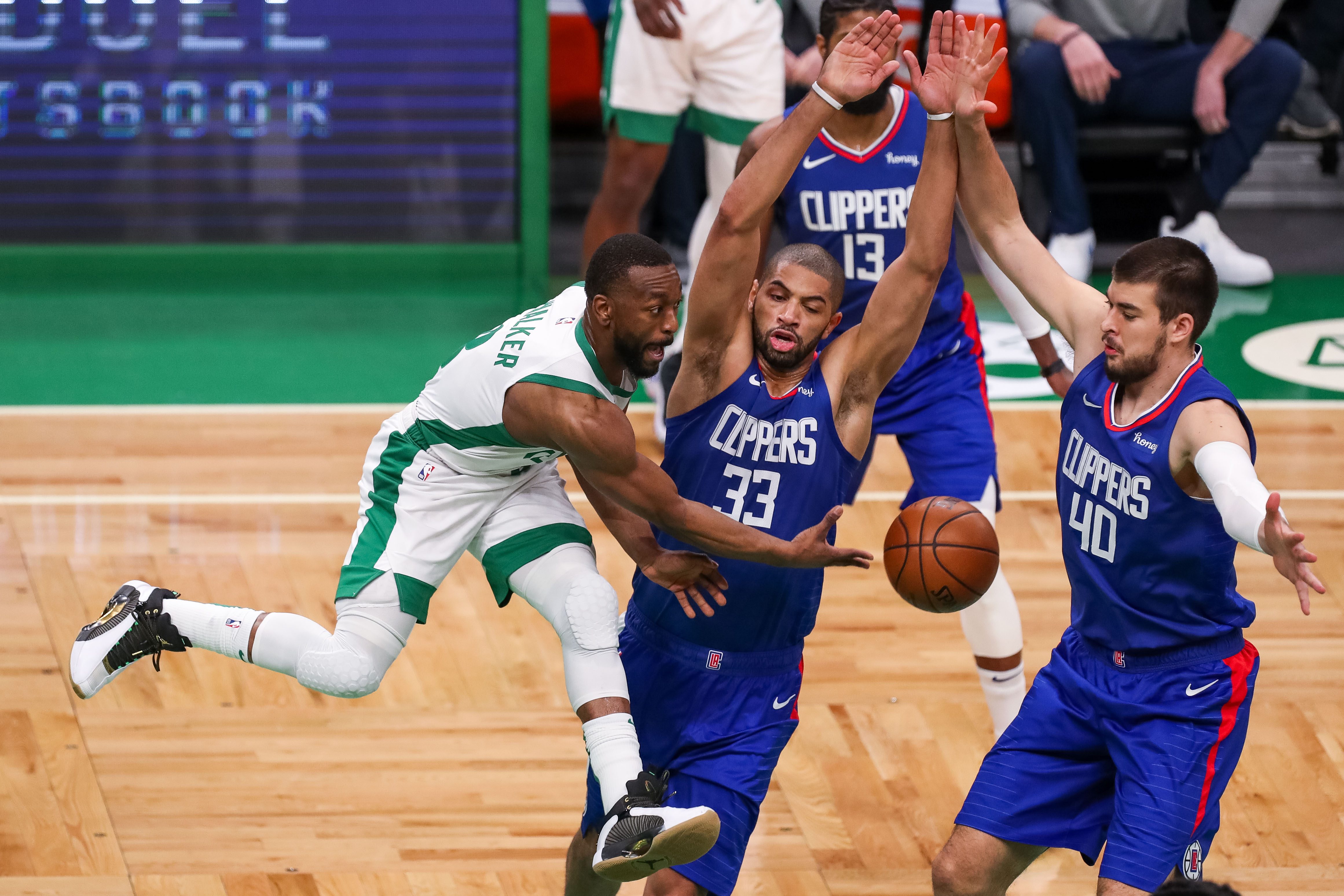 Celtics hold off Kawhi-less Clippers for 3rd straight win