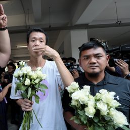 Thai prosecutors indict 5 over blocking of queen’s motorcade