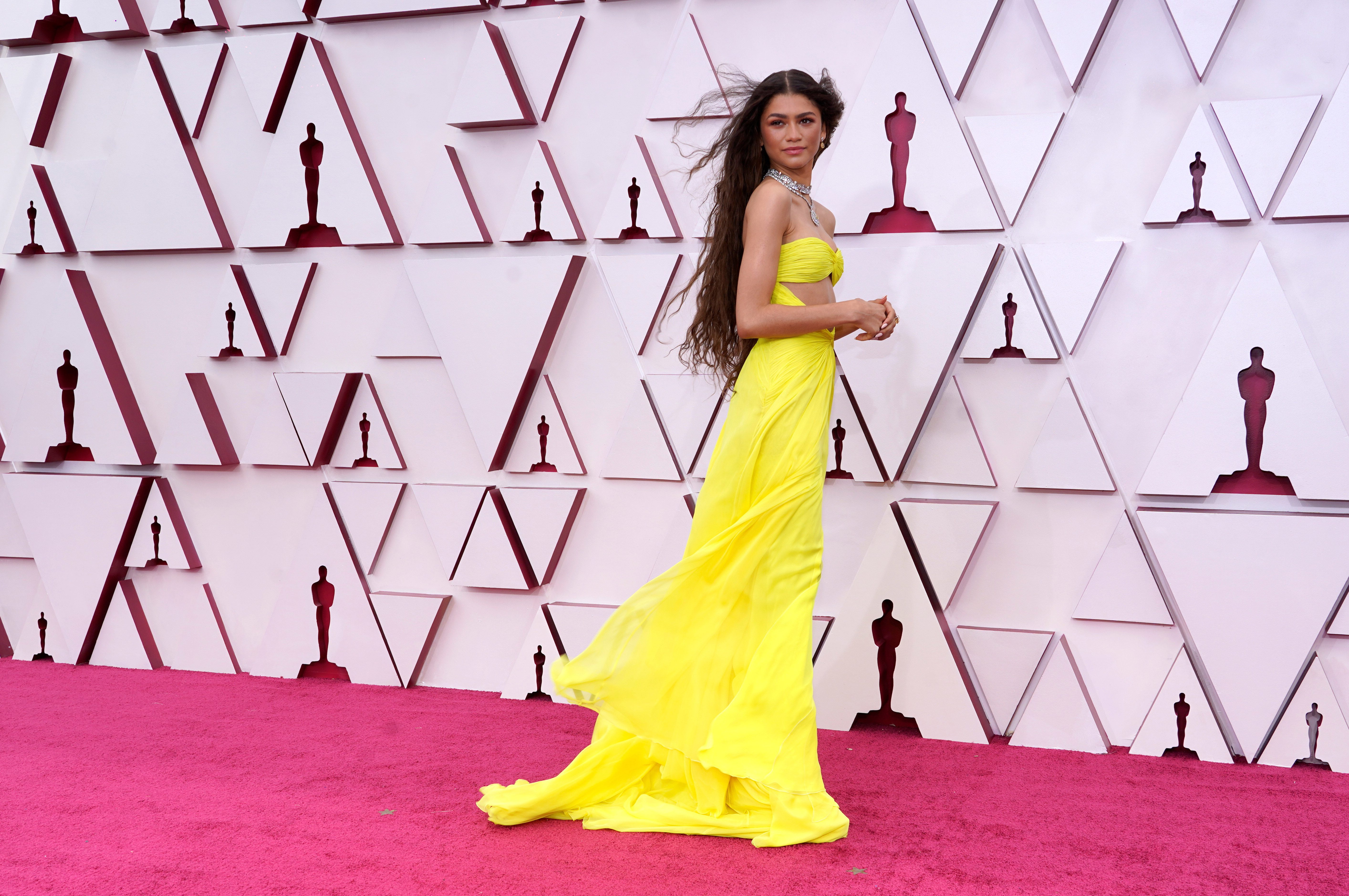 IN PHOTOS: Stars step back onto Oscars red carpet