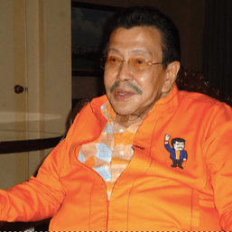 Erap back in ICU due to lung infection, says son