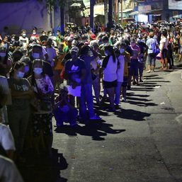 Overcrowding in QC ‘ayuda’ distribution centers an ‘isolated’ case – DILG