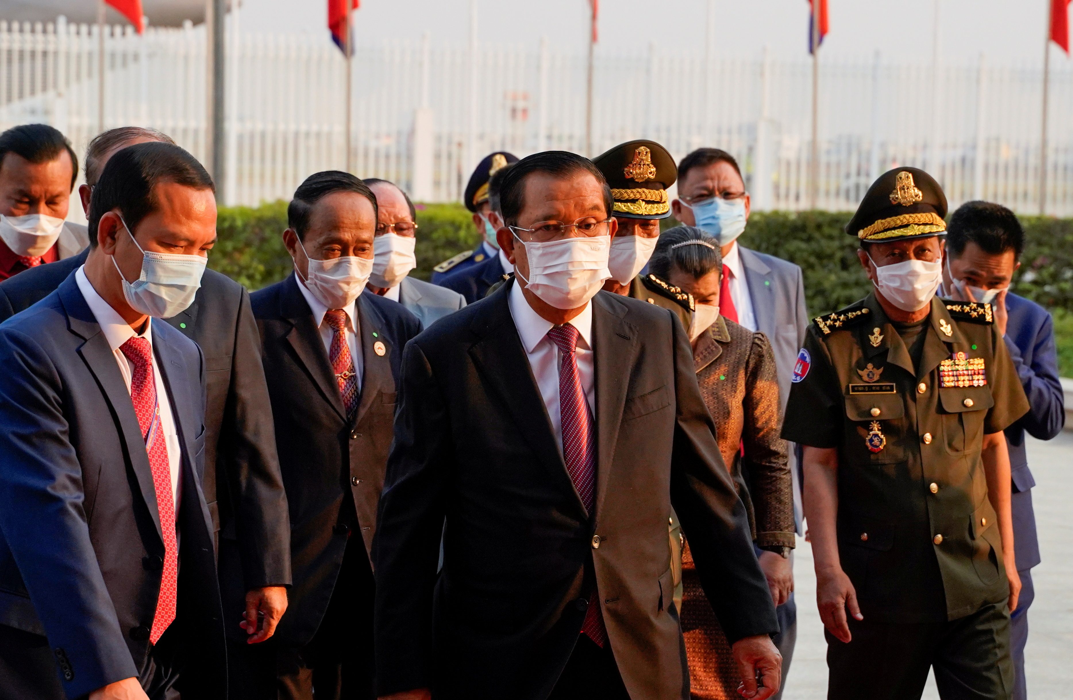 Cambodia PM orders home treatment for COVID-19 patients as hospitals strain