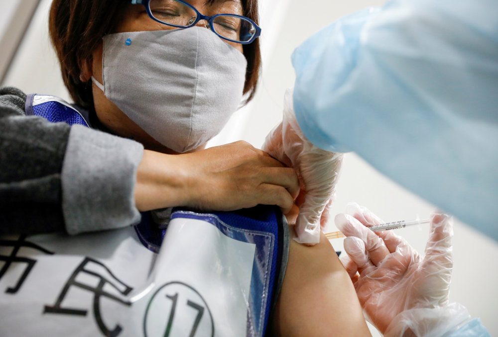 Japan’s defense ministry to open mass vaccination center in Tokyo