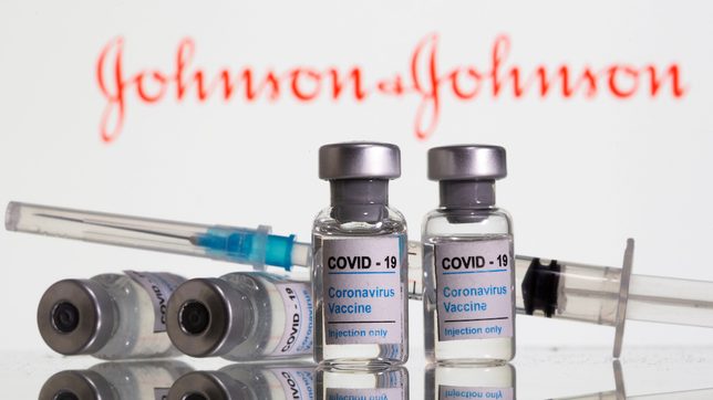 CDC recommends Moderna, Pfizer COVID-19 vaccines over J&J’s