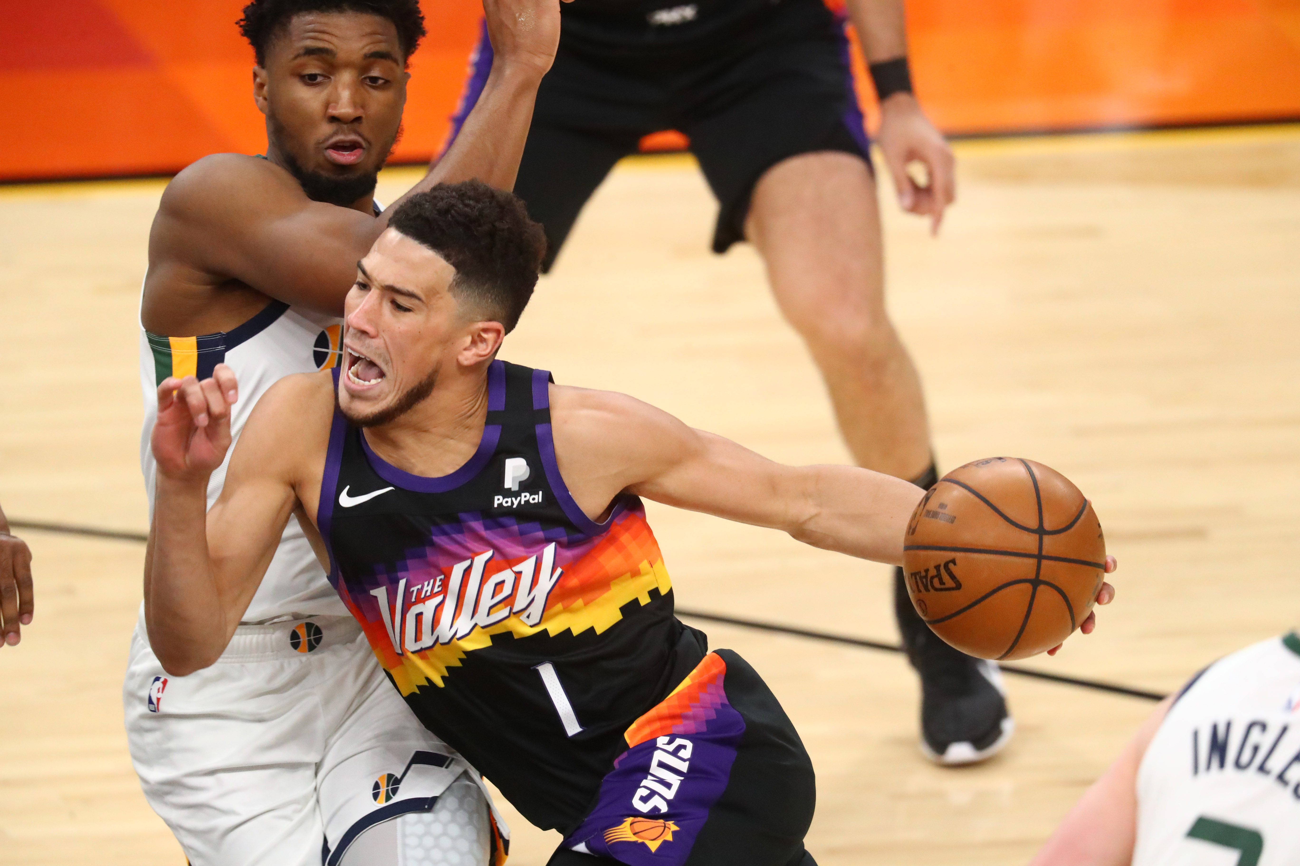 Suns earn OT win over Jazz in battle of NBA’s best