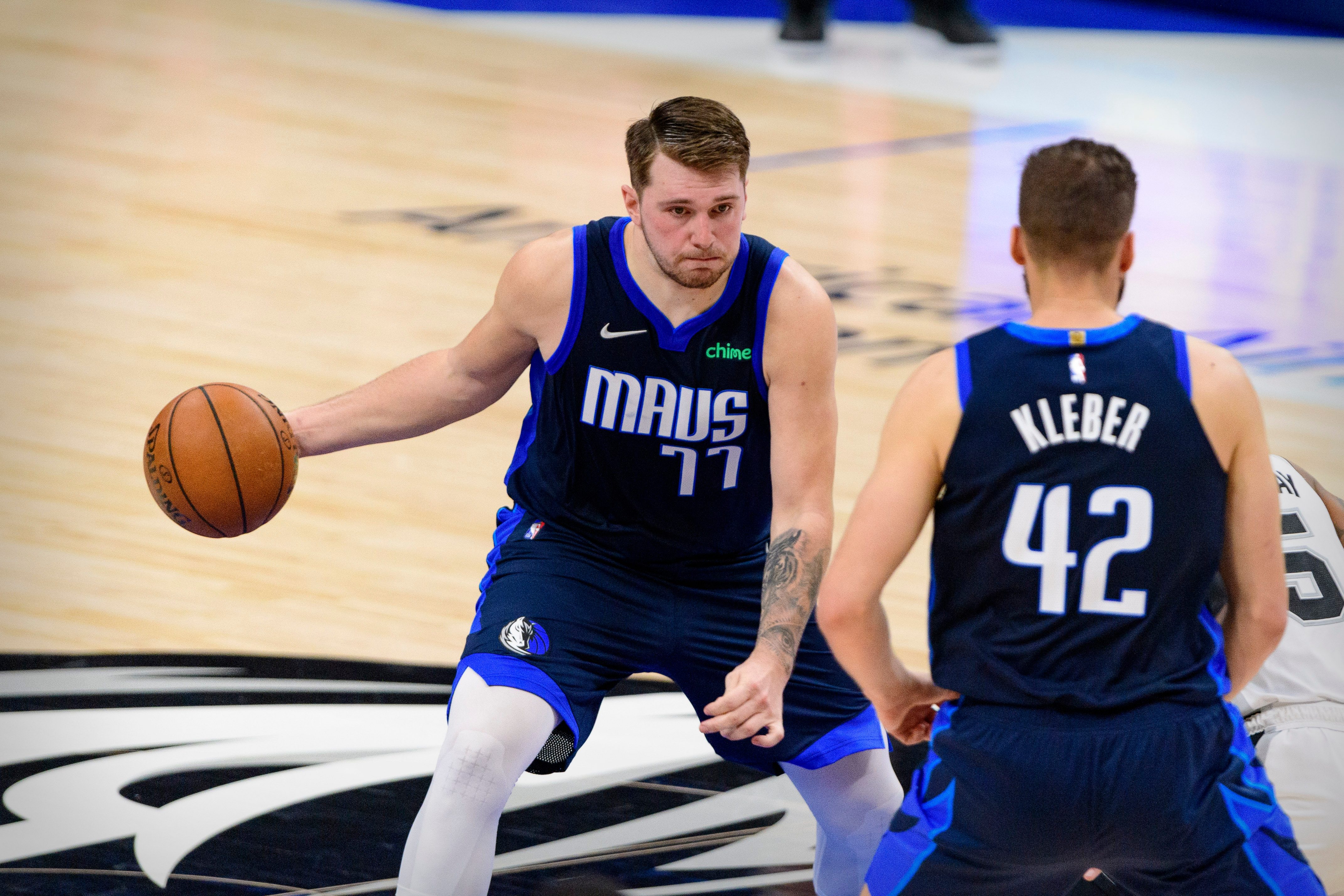 Mavs part ways with controversial analytics director