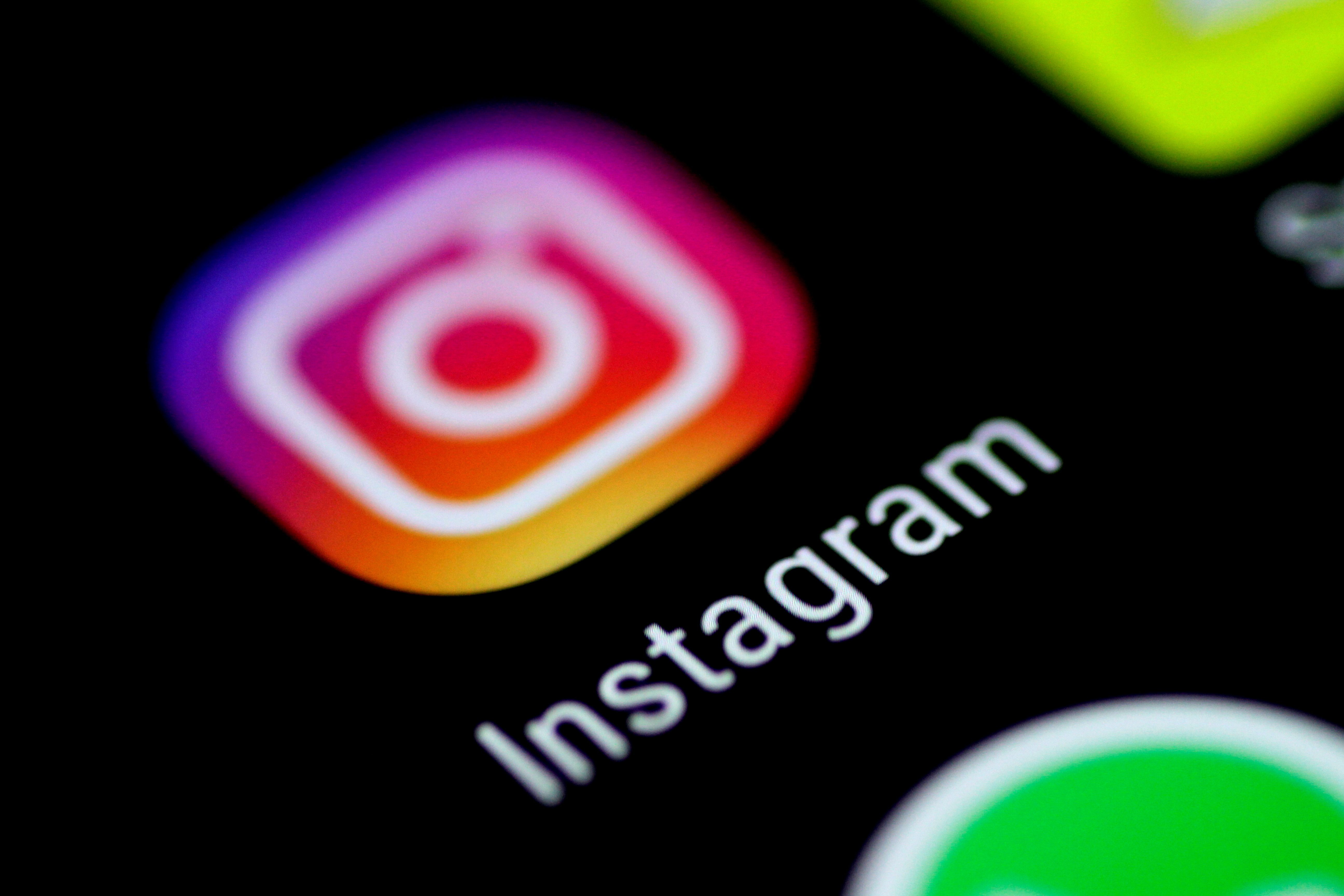 US state attorneys general urge FB to cancel plans for Instagram for younger kids