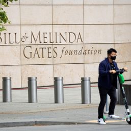 Bill Gates and Melinda French Gates explore changes to charitable foundation – WSJ