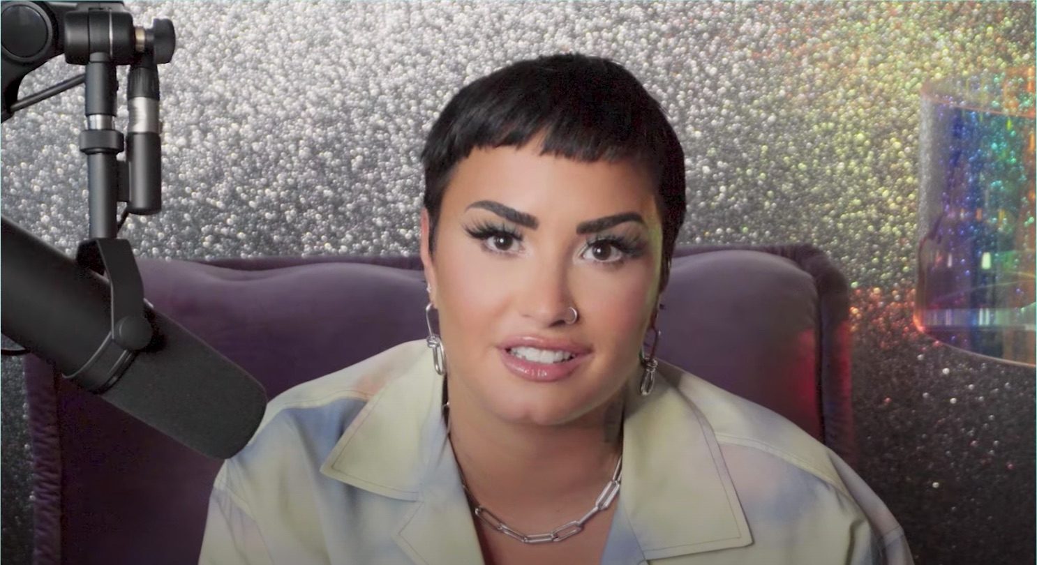 Demi Lovato comes out as non-binary