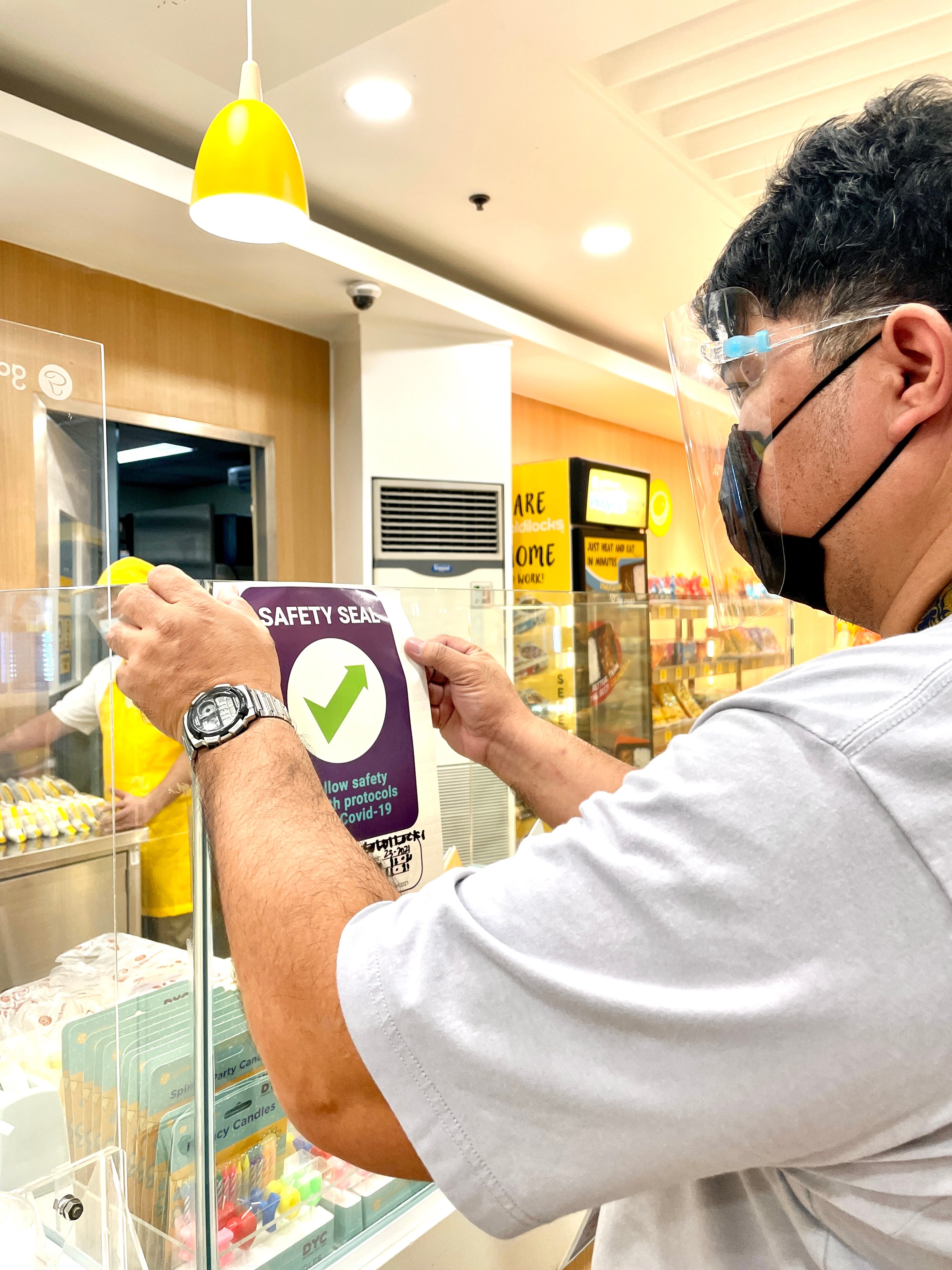 SM Megamall is first mall to receive Mandaluyong LGU Safety Seal