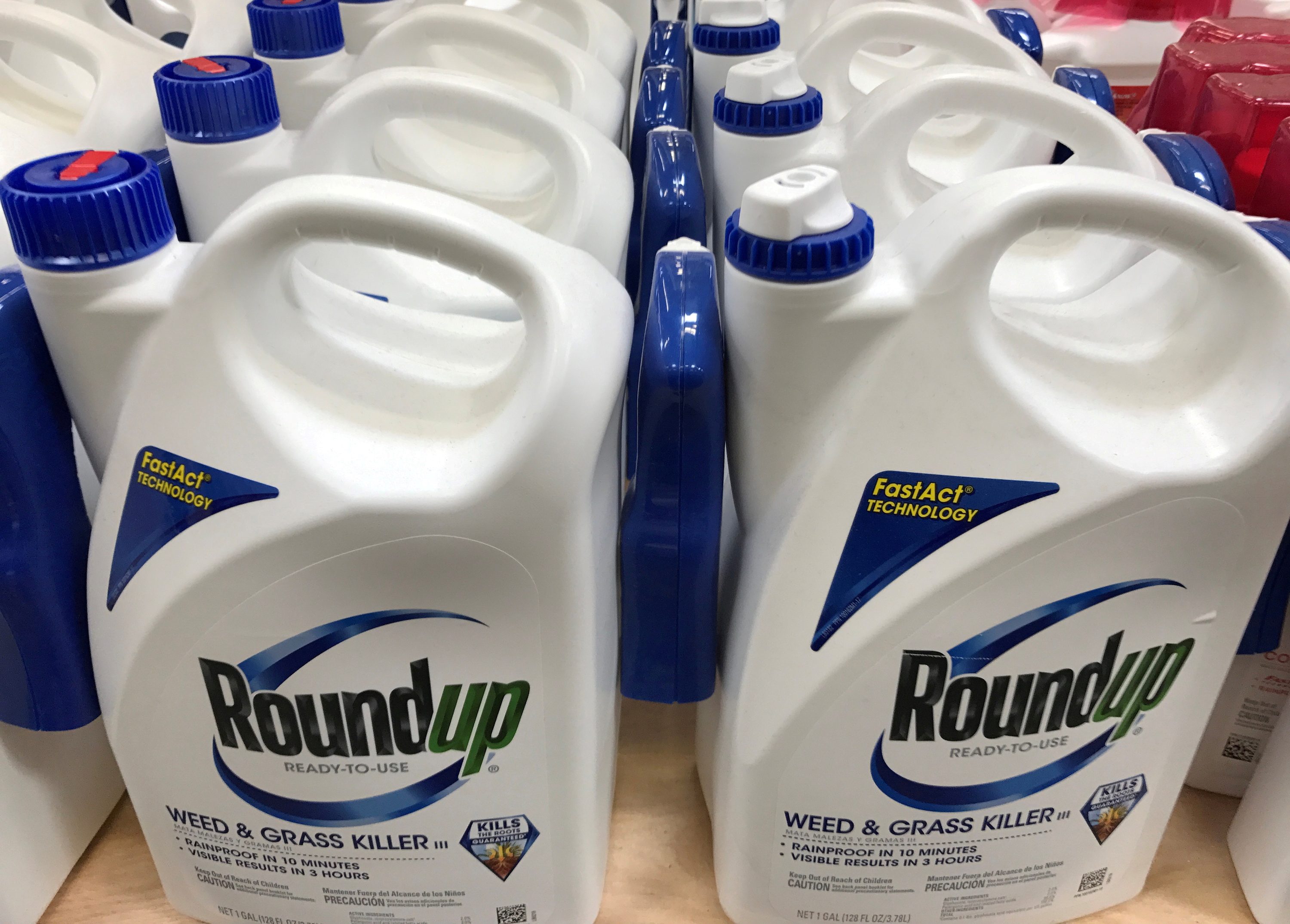 Judge suggests warning label to limit Roundup claims vs Bayer