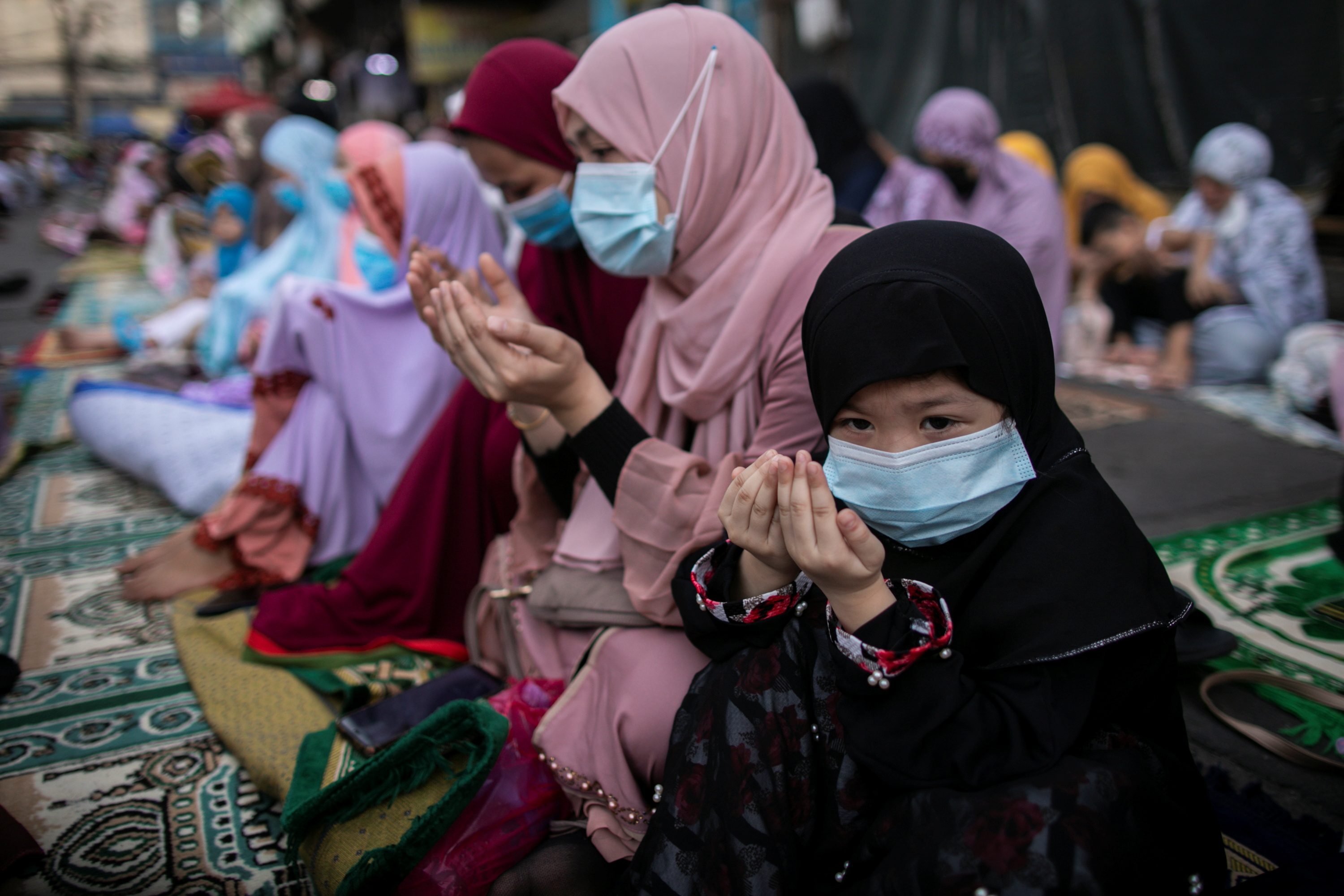 IN PHOTOS: For 2nd year, thousands celebrate Eid’l Fitr during pandemic