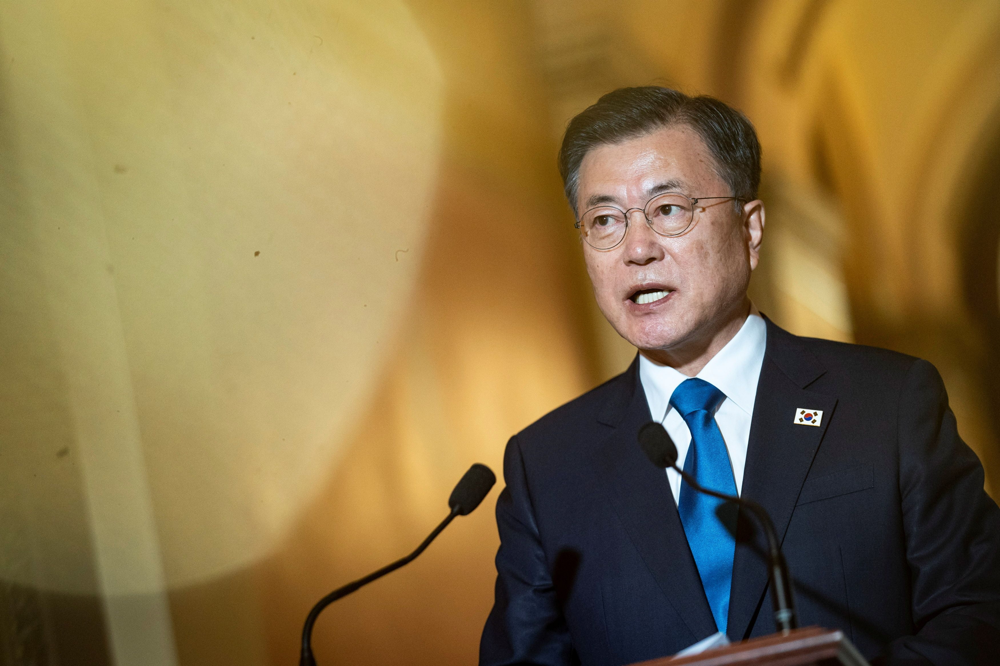 South Korea’s Moon to be 2nd leader welcomed by Biden