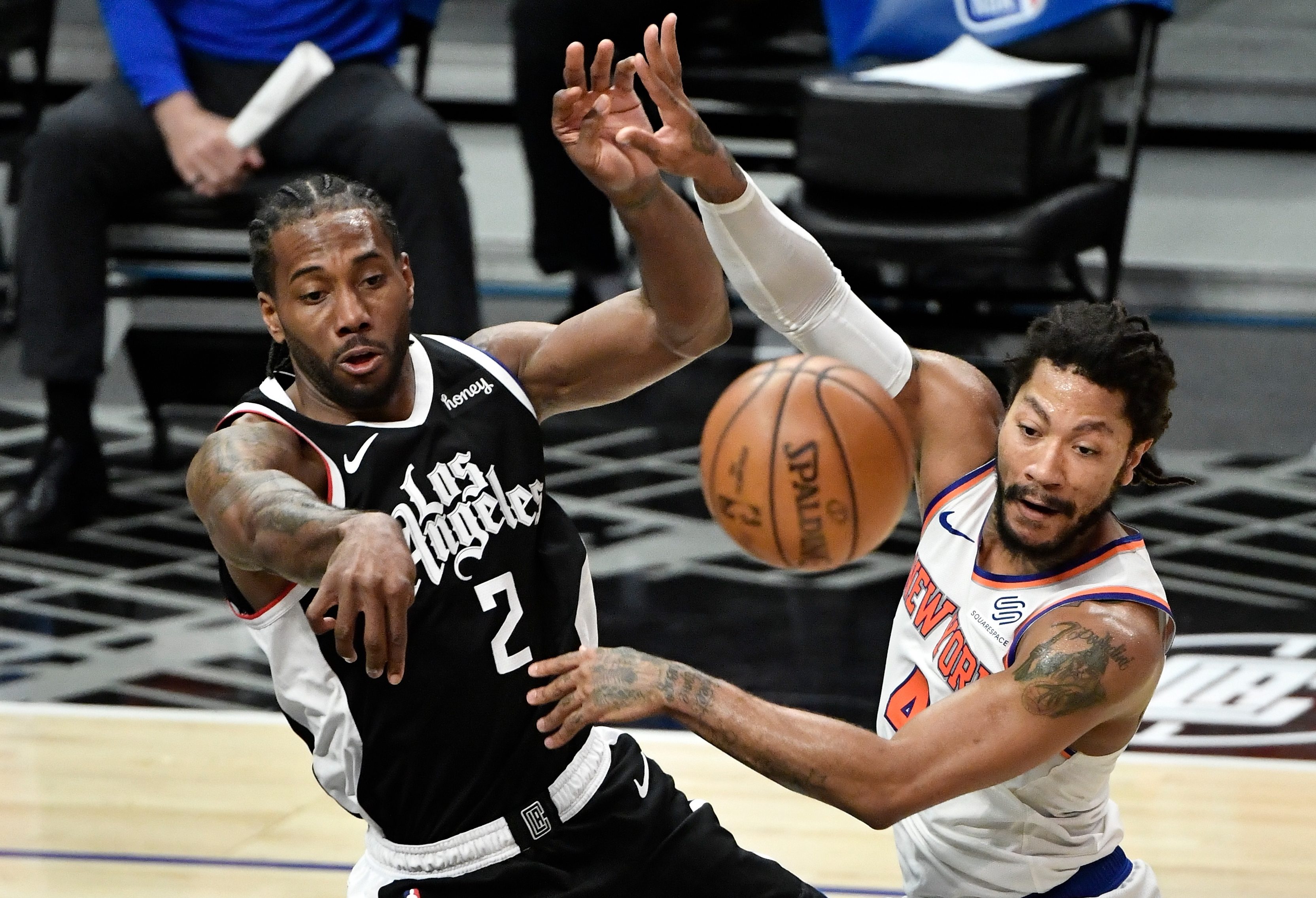 Derrick Rose paces Knicks’ upset of Clippers