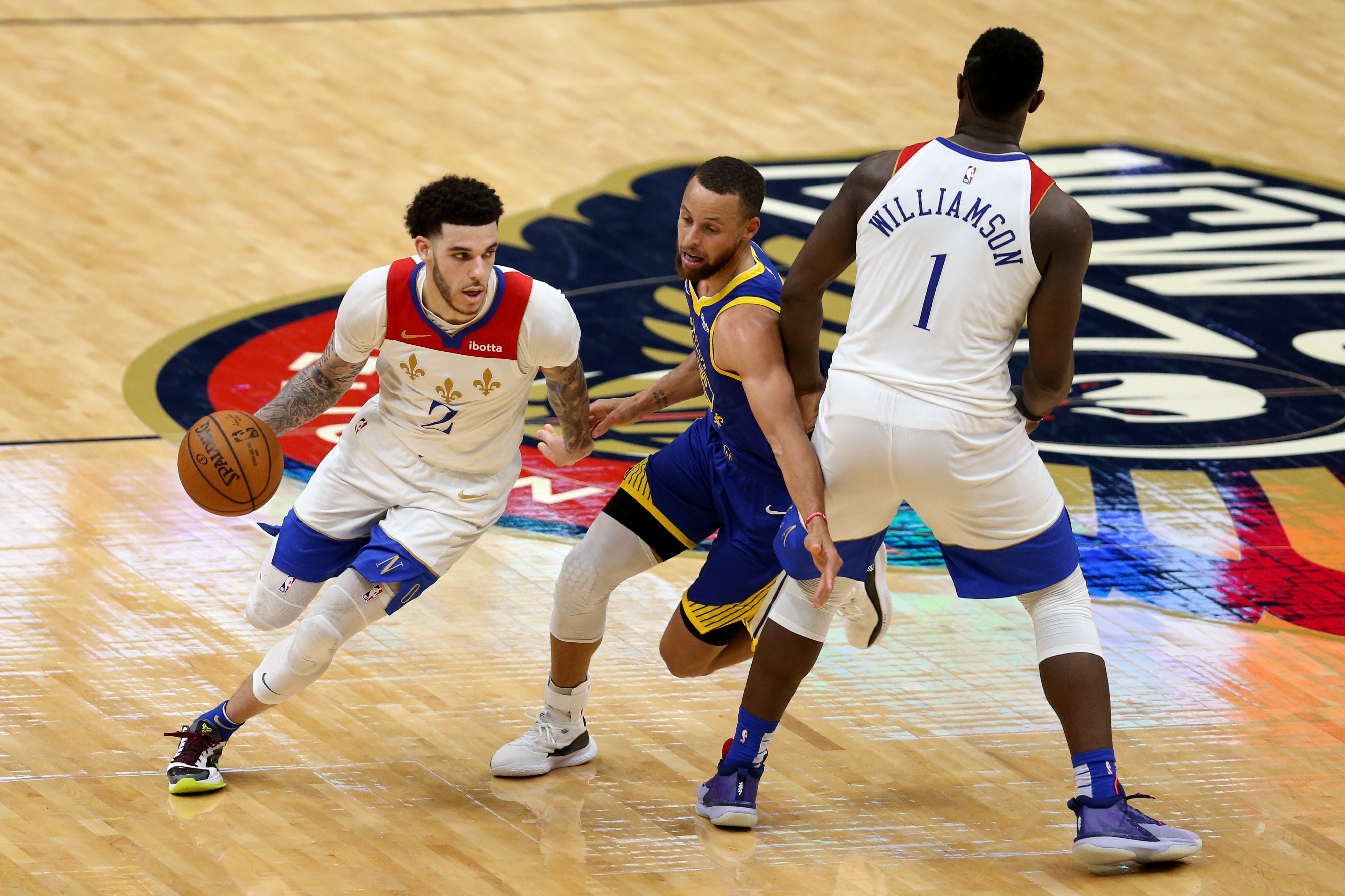 Lonzo Ball drops 33 as Pelicans hold off Warriors