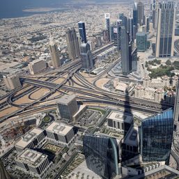 Dubai eases visa rules, UAE makes labor laws more competitive