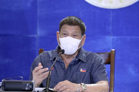 Duterte threatens to arrest  people who refuse getting vaccinated