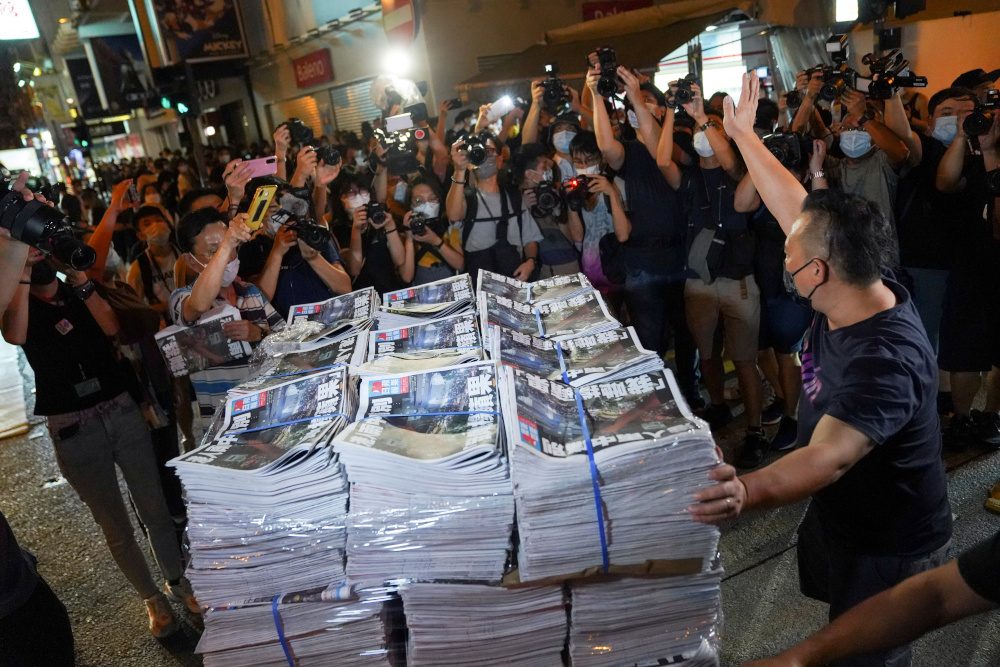 ‘Sadness and torment’ as Apple Daily interns reflect on final days at HK paper