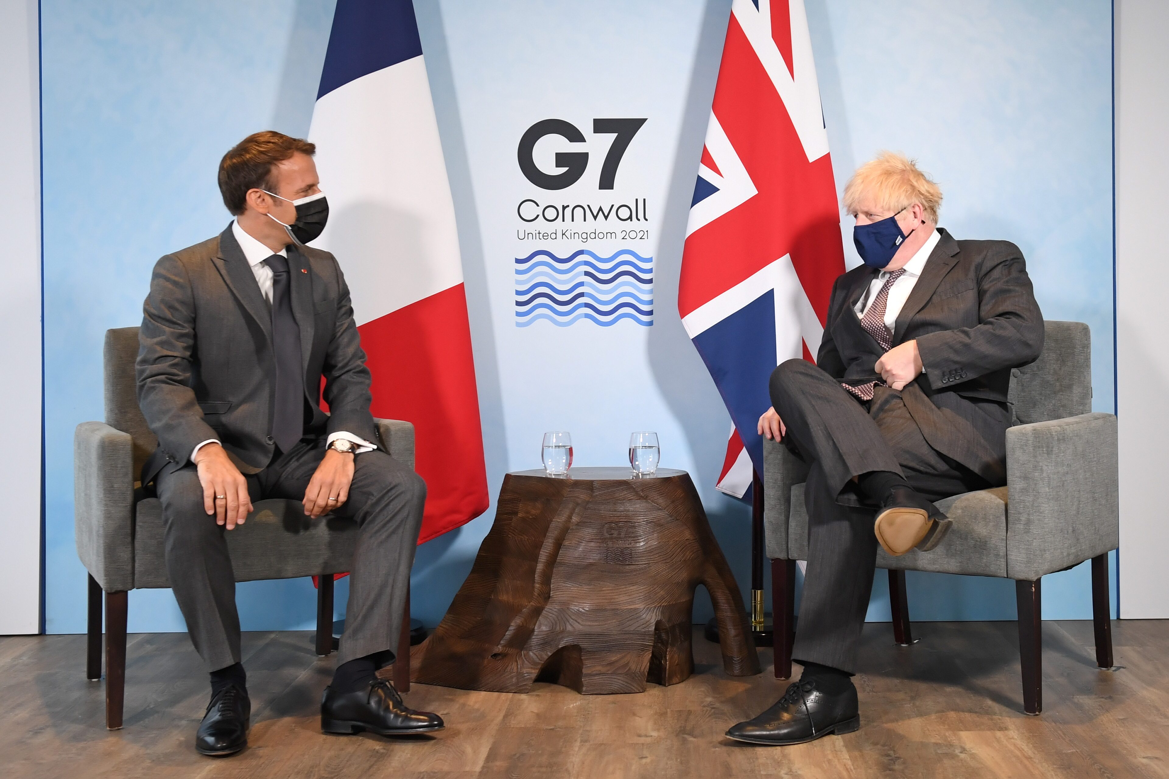 Macron offers UK’s Johnson: ‘Le reset’ if he keeps his Brexit word