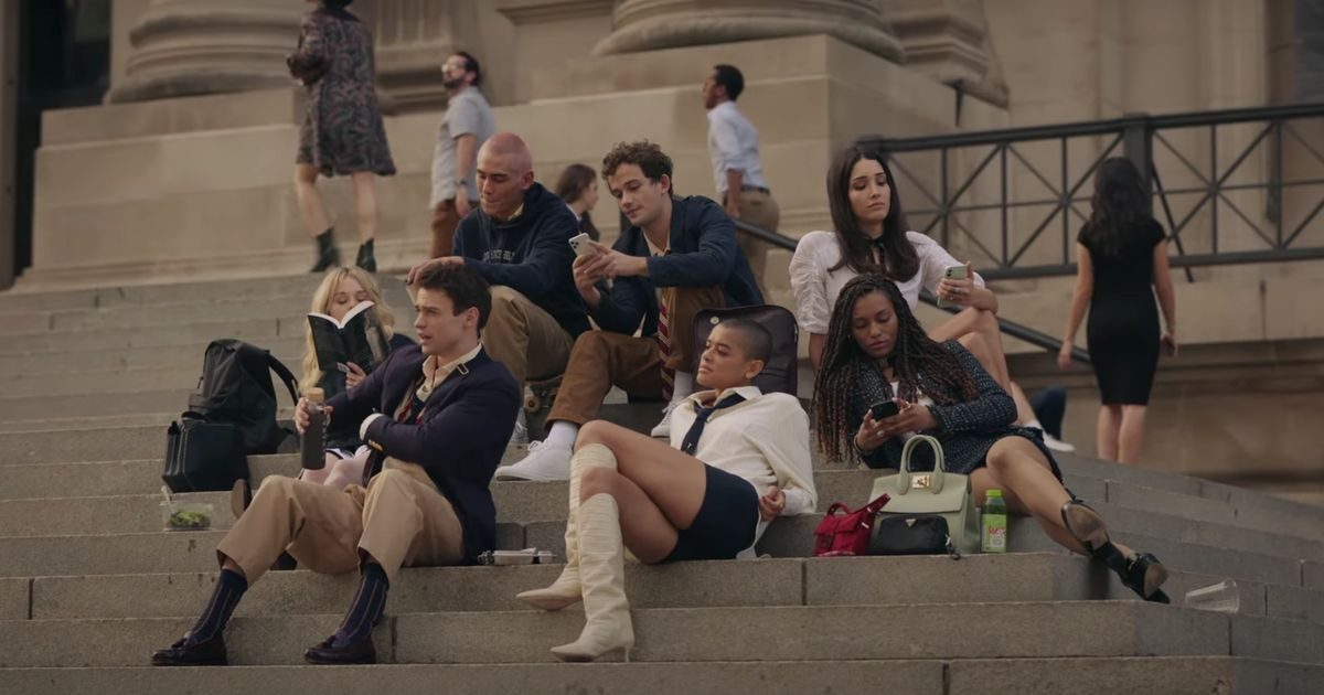 WATCH: ‘Gossip Girl’ returns to the Upper East Side in official trailer