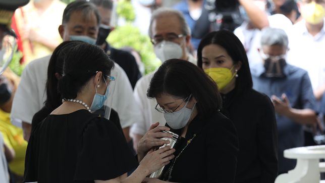The sisters Noynoy Aquino leaves behind