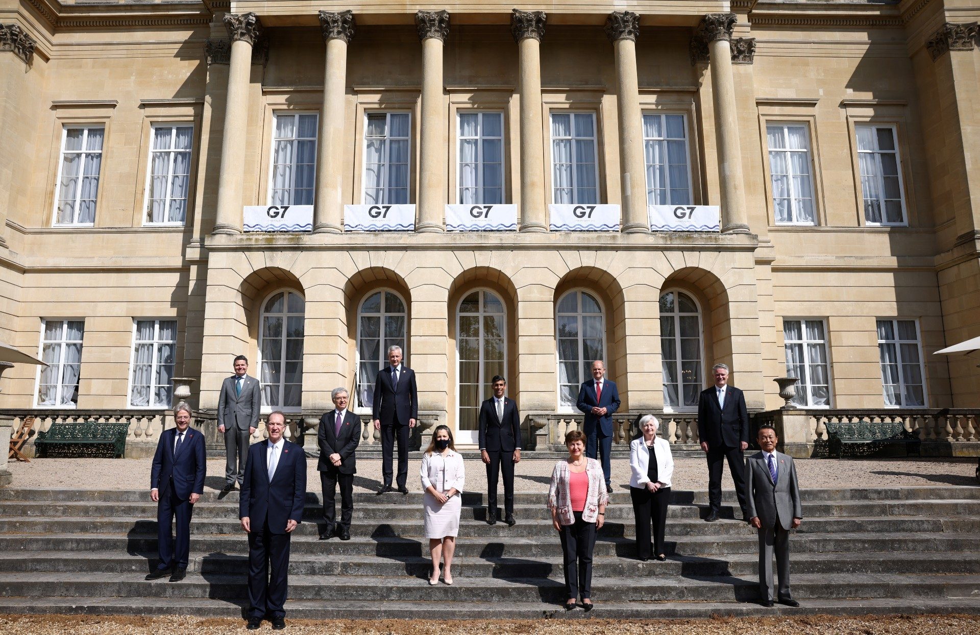 G7 nations near historic deal on taxing multinationals