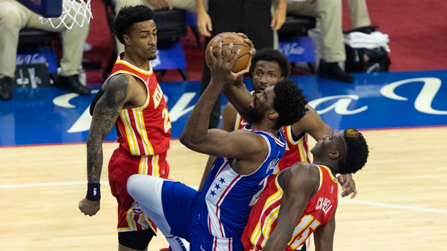 Joel Embiid pours in 40 as Sixers pull even with Hawks