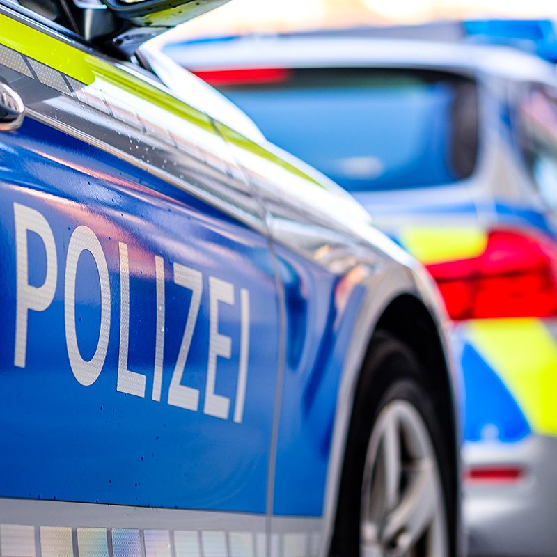 2 dead in shooting in German town, shooter still at large
