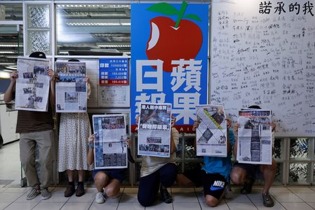 Hong Kong police arrest former Apple Daily journalist at airport