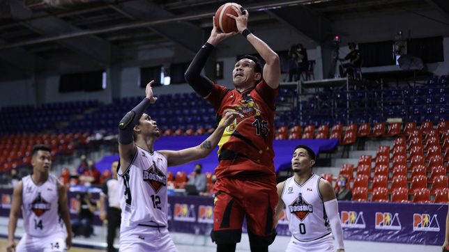 San Miguel rips Blackwater for 3rd straight win